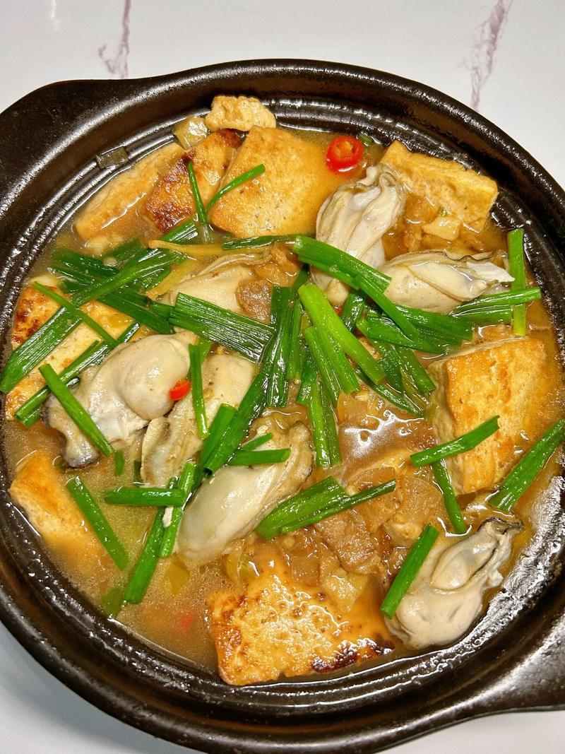 壹粉食堂|海蛎子豆腐汤这样做！汤鲜味美很开胃，细腻嫩滑不油腻