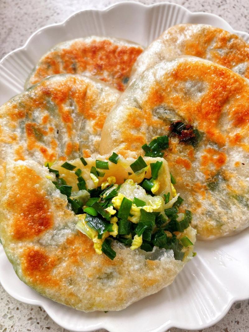 比肉馅还好吃的韭菜鸡蛋馅饼！