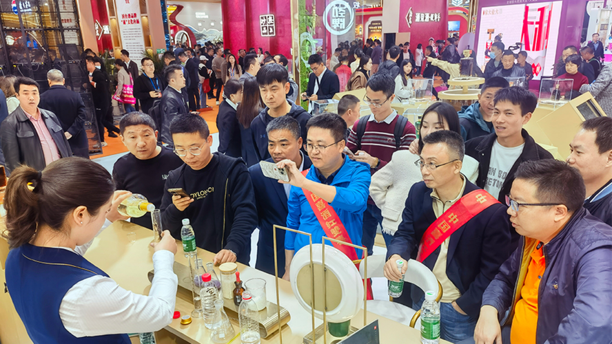 劲牌亮相春糖，带来三种精神