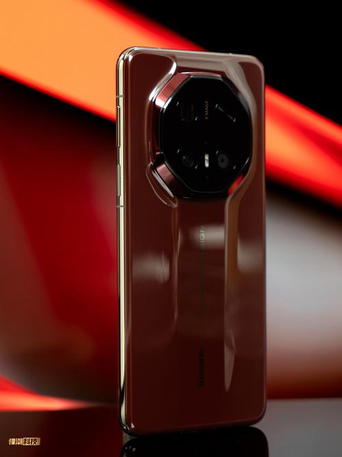 华为Mate70RS突然不香了，16GB 512GB跳水4100元，卫星通信 88W