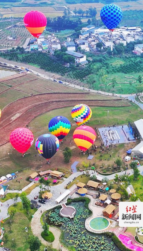 中国橘乡推出了泡泡风车露营节，刷到建议先团不去可退