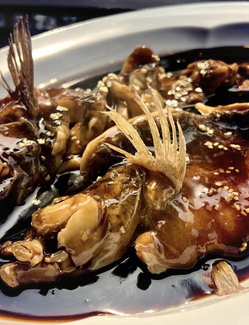 吃鱼寻蟹 看中国烹饪大师如何烧一条西湖醋鱼