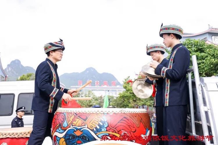 广西三月三，浪漫仫佬乡#罗城 广西三月三最炫民族风