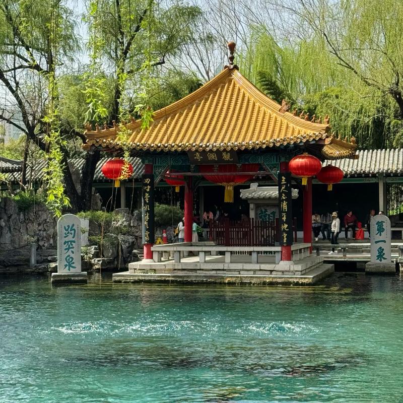 此季节泉城济南风景如画！