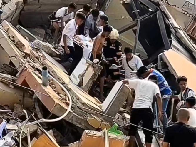 缅甸地震致一家酒店坍塌，在缅华人：里面住了中国人，今天是节日一般都不去上班