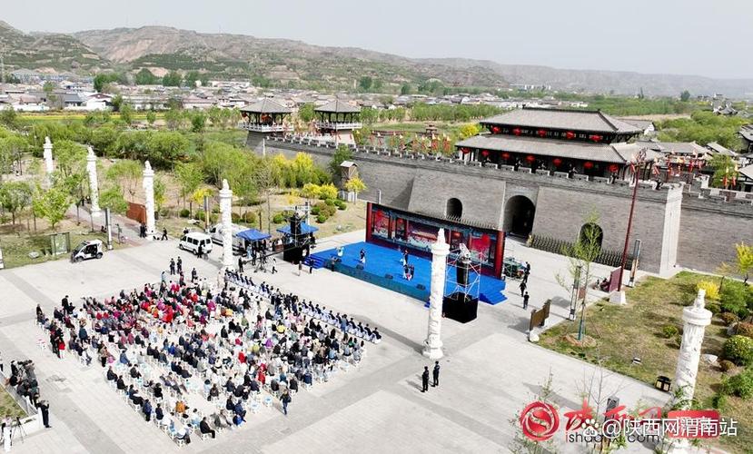 合阳公安圆满完成第八届洽川旅游文化季暨牡丹嘉年华启动仪式安保任务