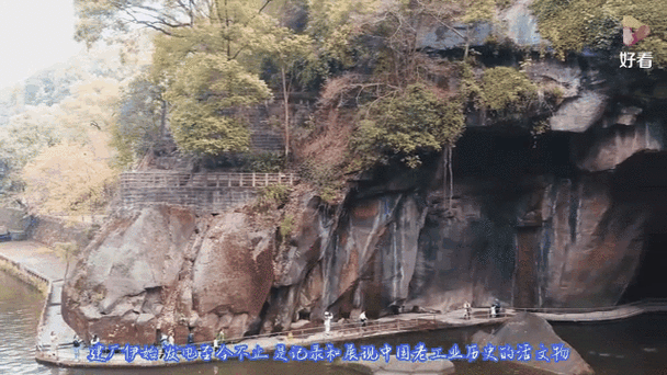 航拍湘西满江村土匪洞，洞口炮台依然清晰可见，洞内水滴石柱林立