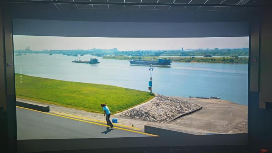 请留下美景、带走垃圾！三水北江大堤遭遇“网红后遗症”