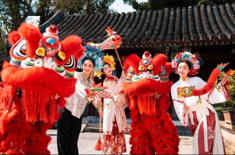 观锦绣中华焕新国潮盛宴 百艺荟萃点亮鹏城春色